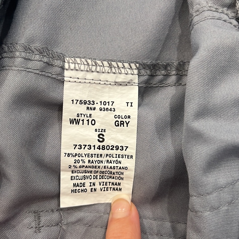 Cherokee Workwear Gray Scrub Set Small - Picture 3 of 4